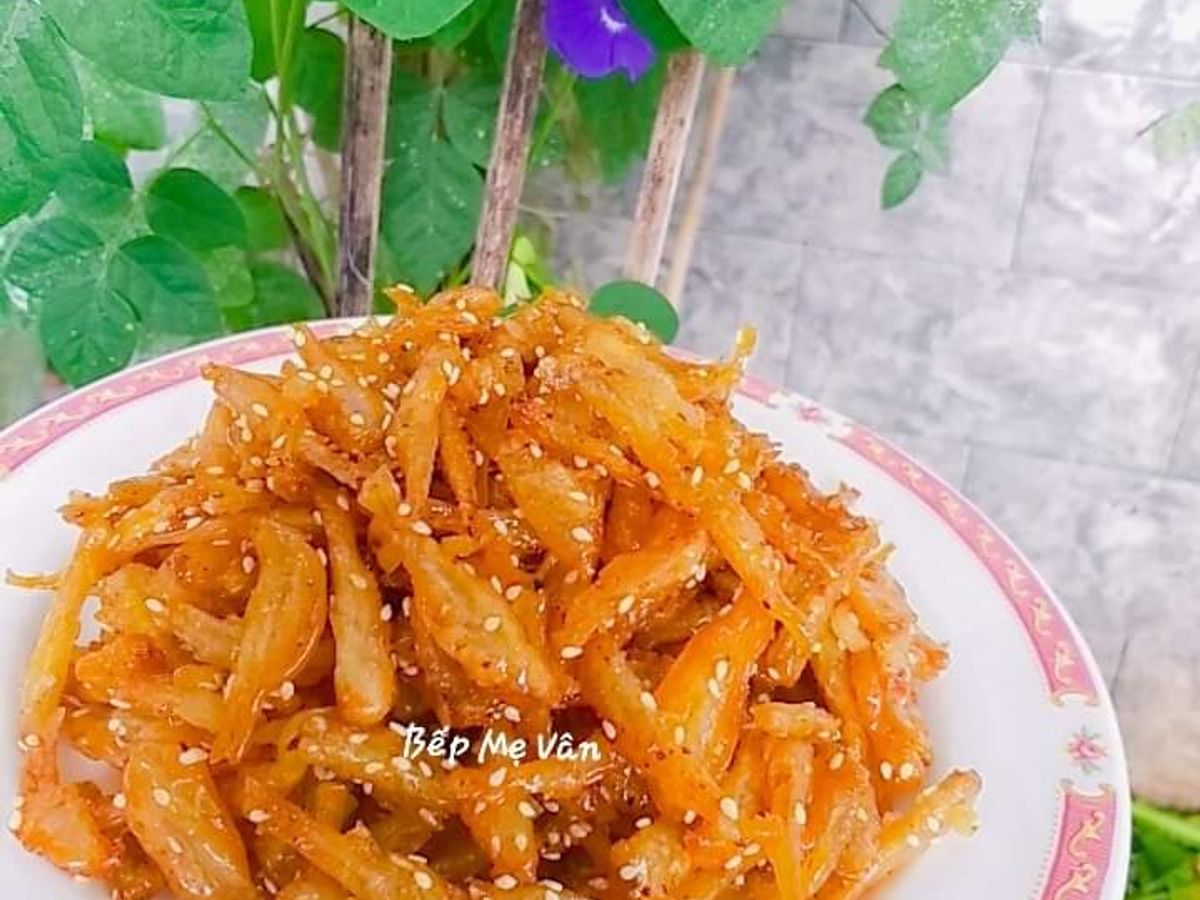 Cá cơm chiên giòn xóc mắm tỏi