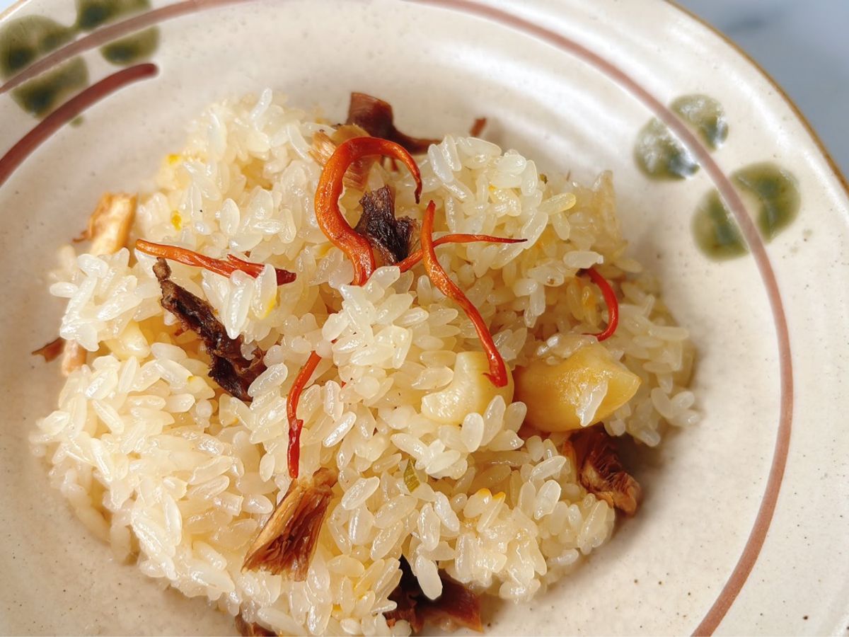 Xôi nấm và hạt