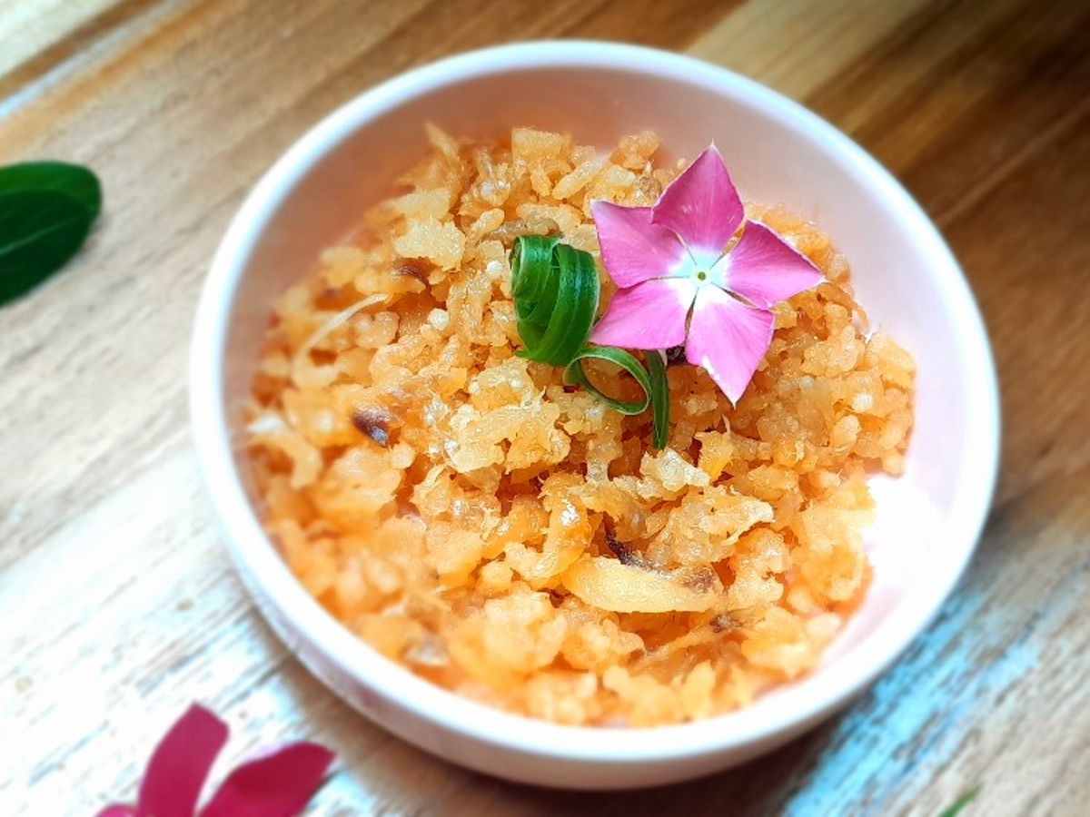 Cá mặn chiên giòn