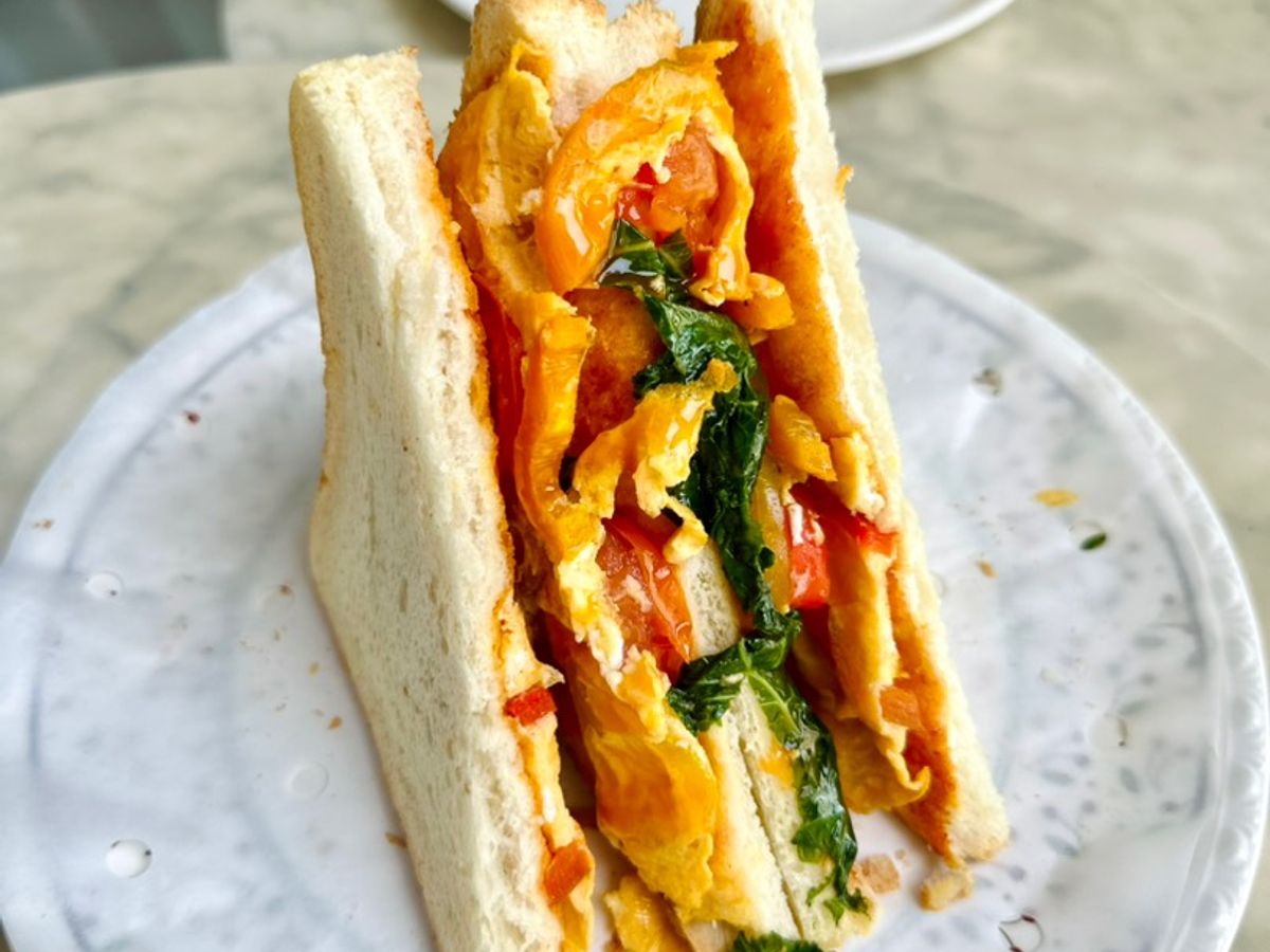 Sandwich trứng rau củ ăn sáng🥪