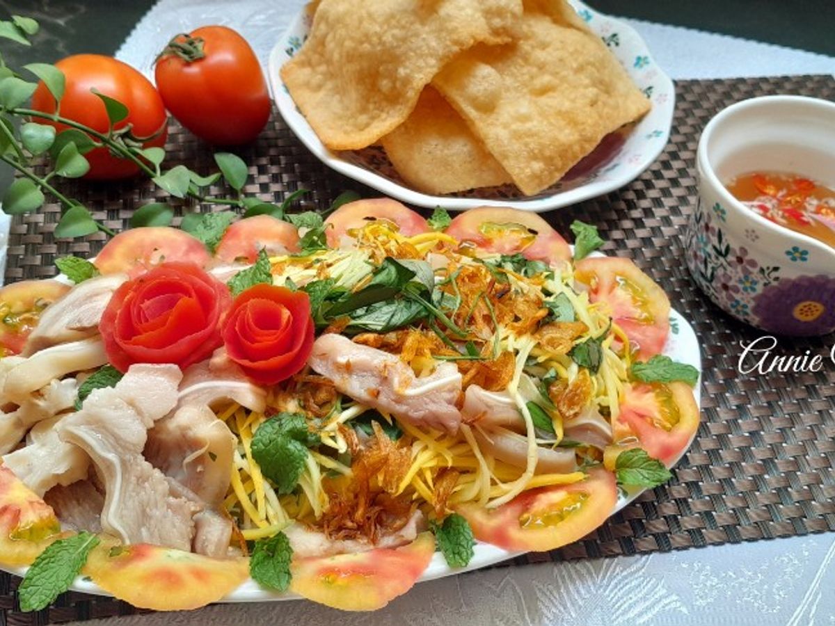 Gỏi xoài tai heo