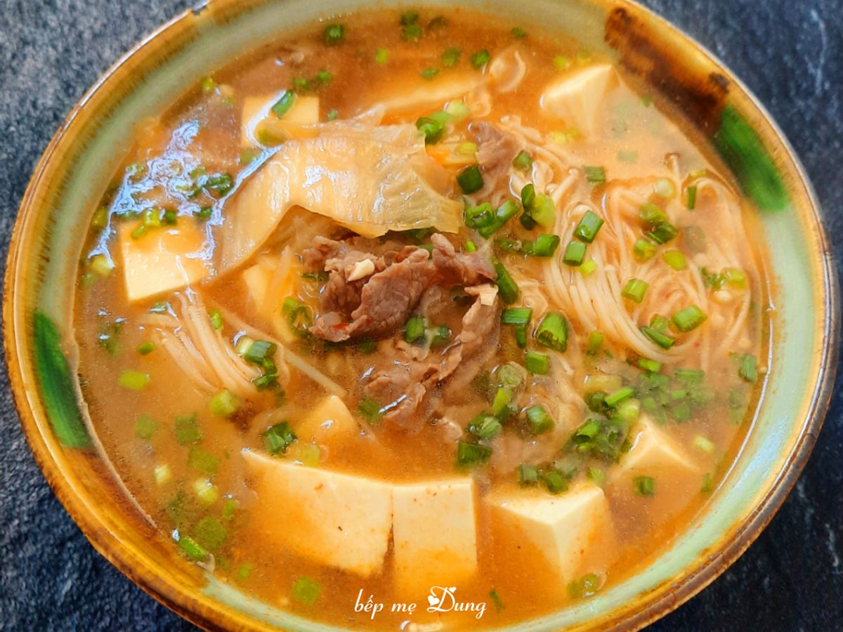 Canh kim chi thịt bò