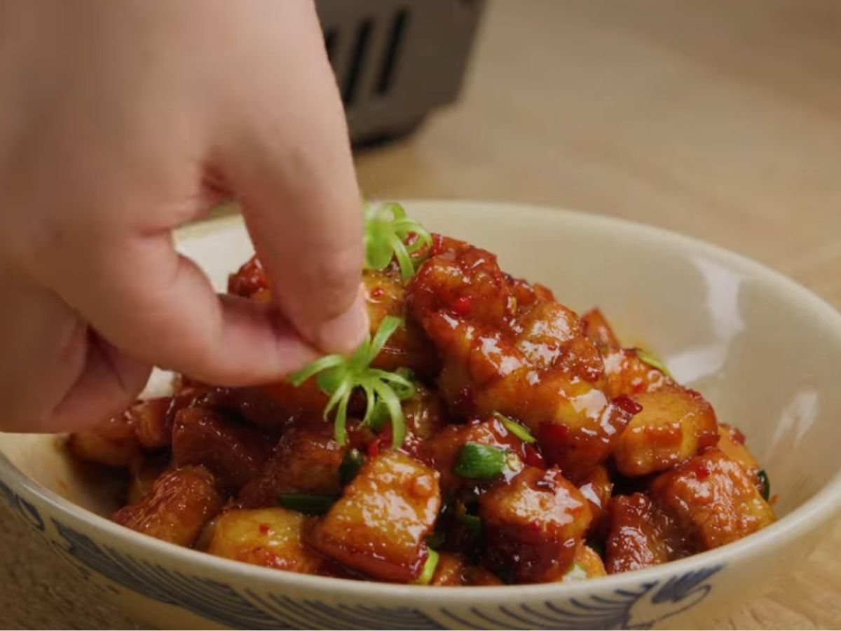 Thịt ba chỉ rim mặn ngọt