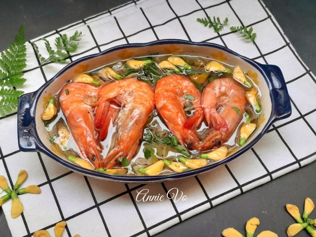 Canh chua tôm bông điên điển