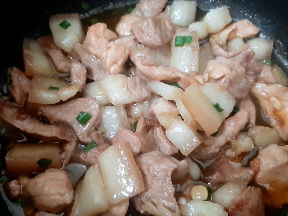 Thịt rang nước mắm