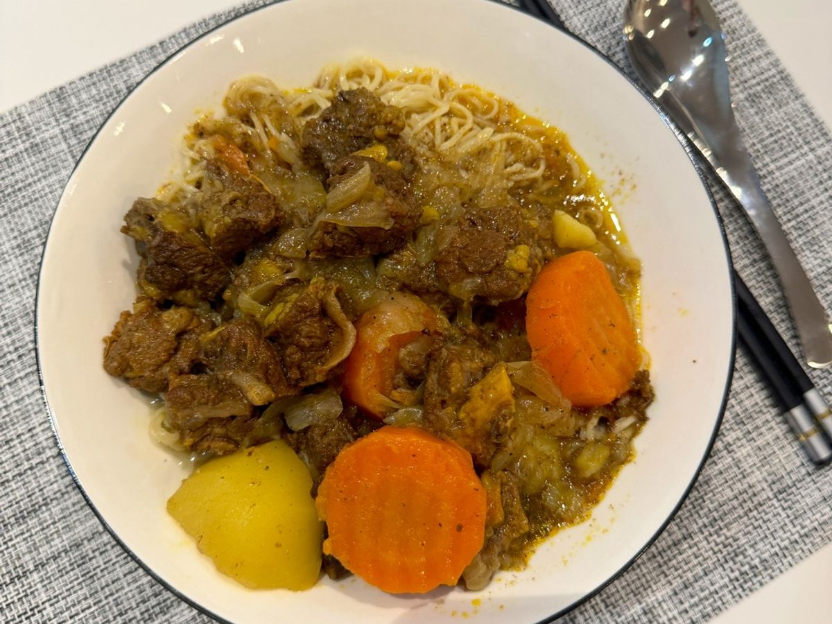 Mỳ trứng tươi bò sốt vang