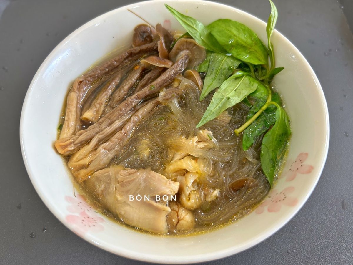 Miến Gà Nấm Lộc Nhung