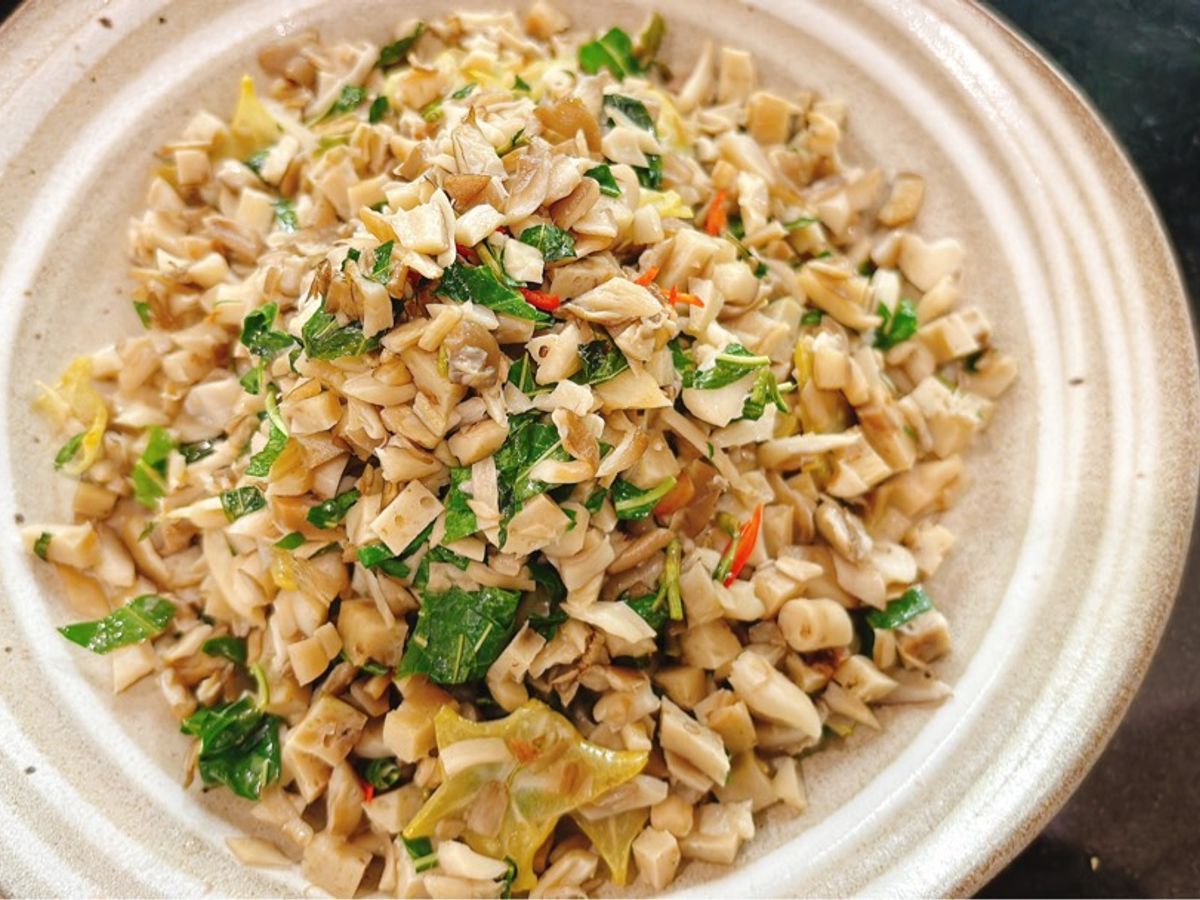 Nấm xào khế rau răm