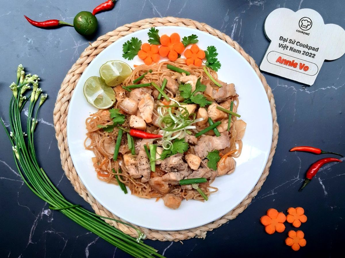 MÓN PHILIPPIN: MIẾN XÀO GÀ HEO KIỂU PHILIPPIN 🇵🇭