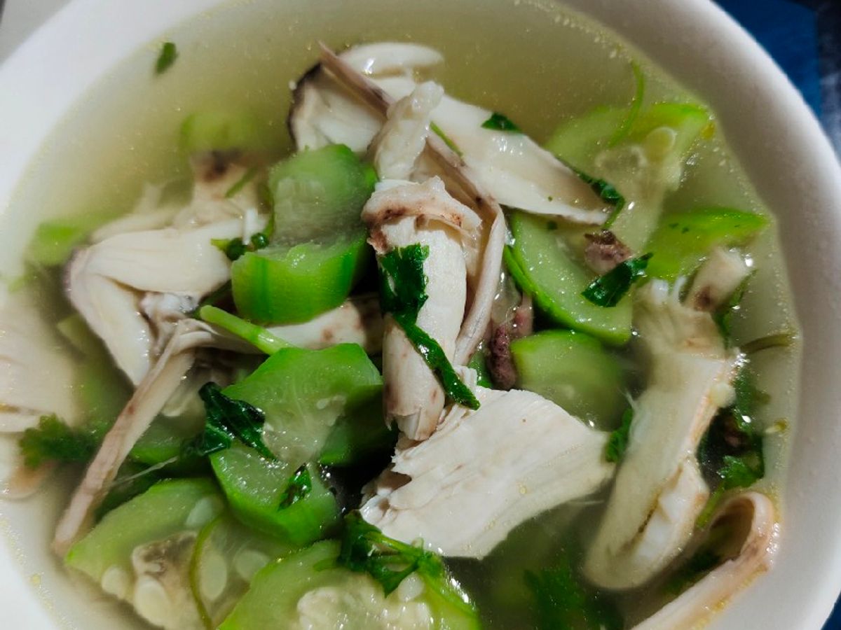Nấm mối nấu thịt gà