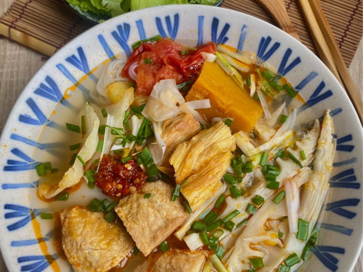 Bún chả cá Đà Nẵng chay