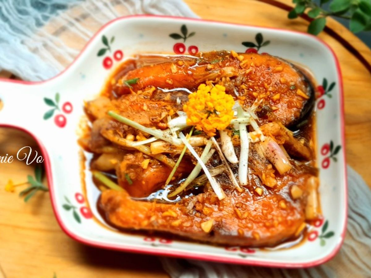 Cá hồi rim me