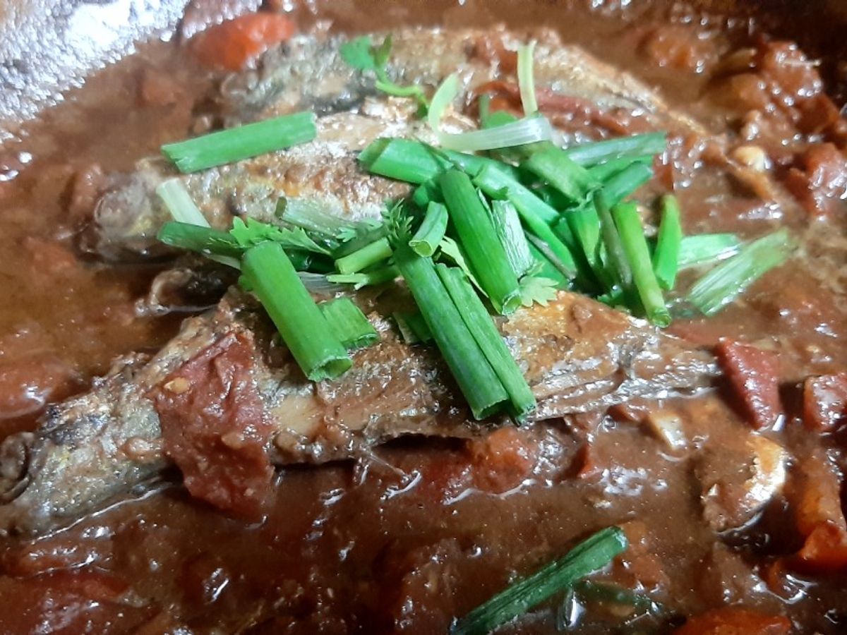 Cá chỉ vàng sốt cà