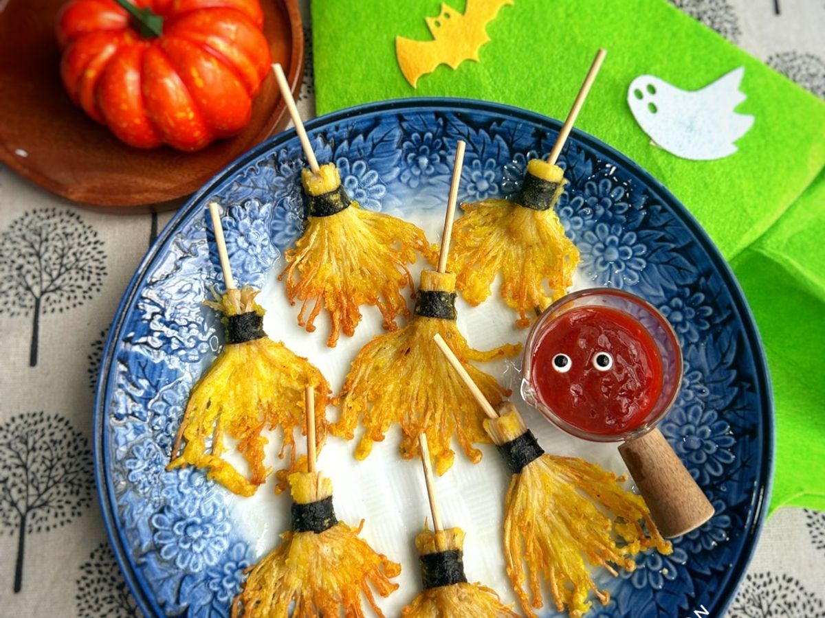 Chổi Phù Thủy Halloween (Nấm Kim Châm Chiên Giòn)