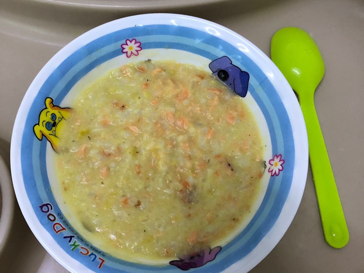 Cháo khoai lang cá hồi