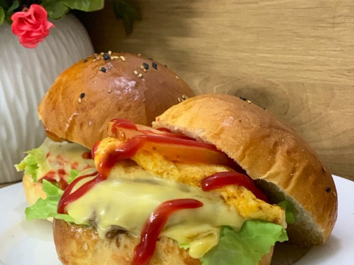 Bữa sáng với Hamburger Bò 🍔