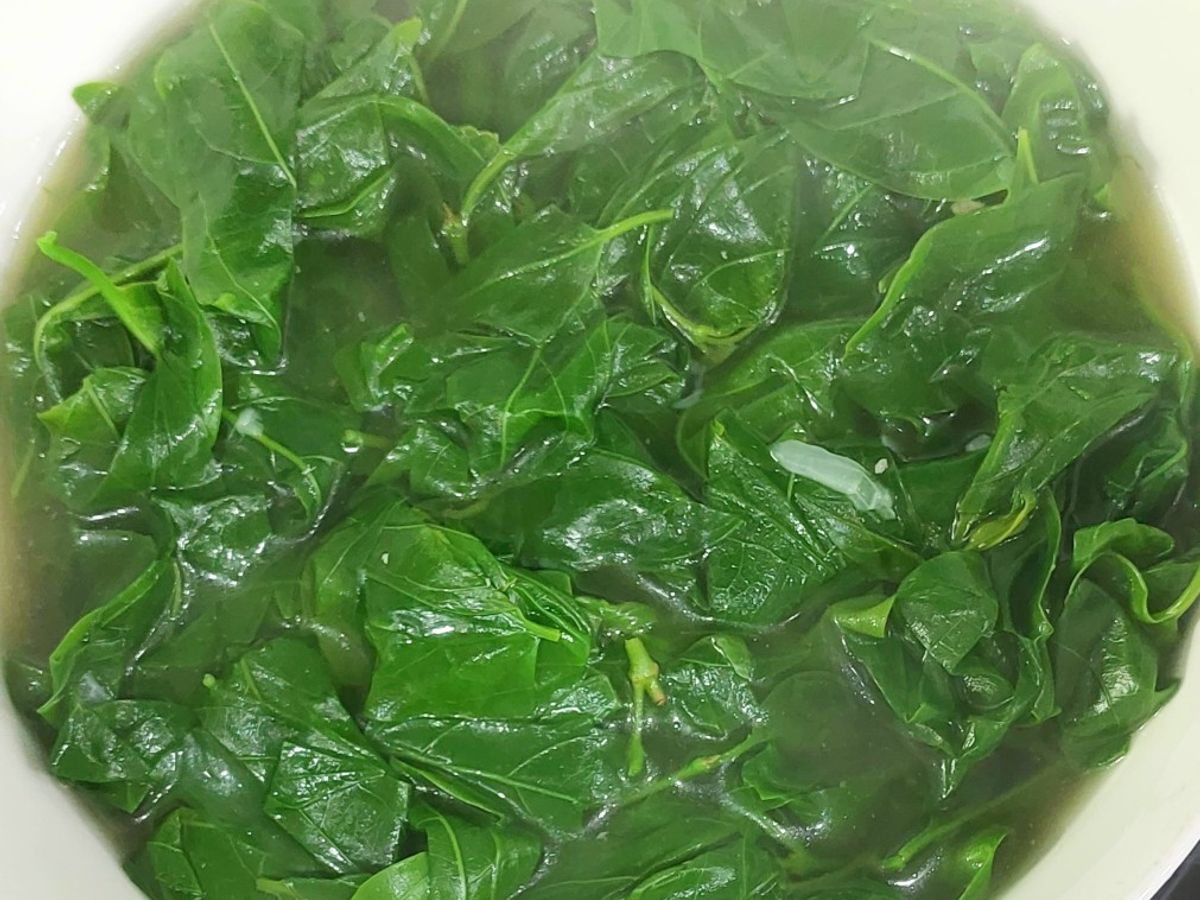 Canh rau ngót rừng