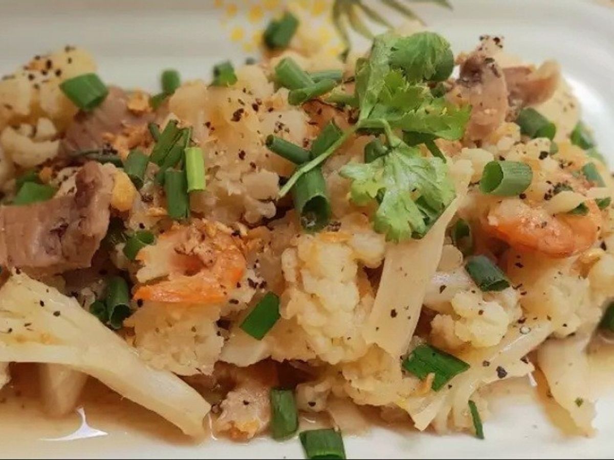 Bông cải xào thịt và tôm khô