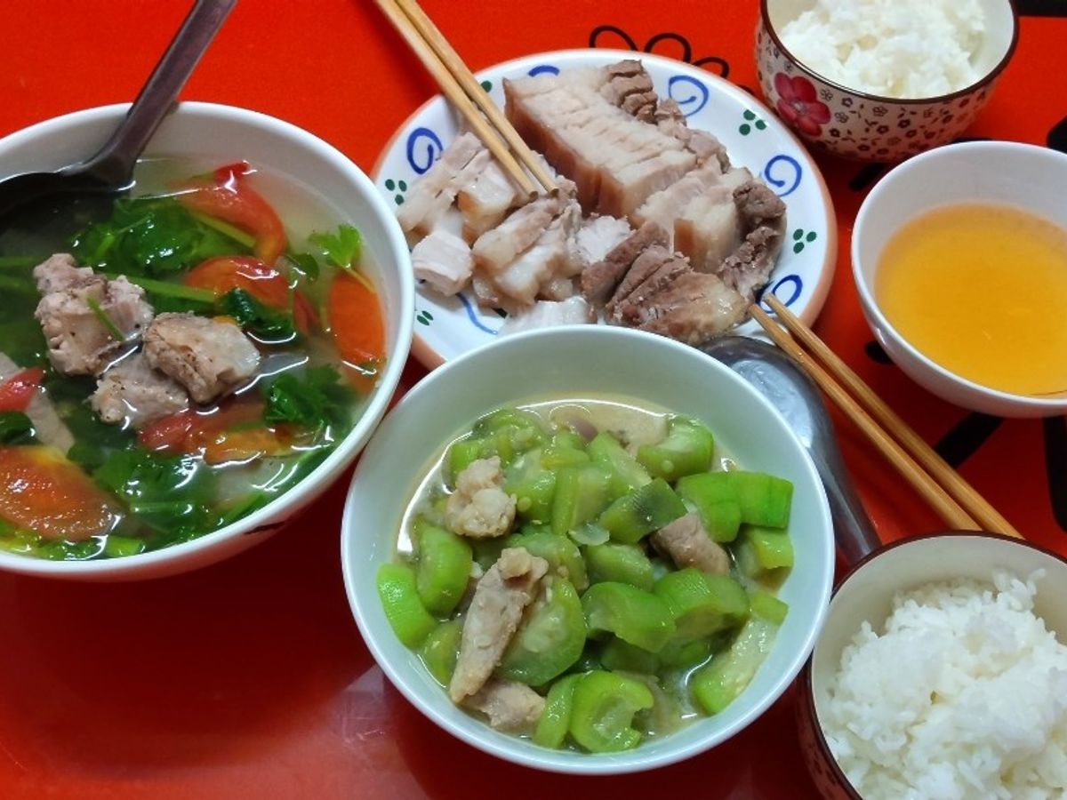 Cơm nhà đơn giản