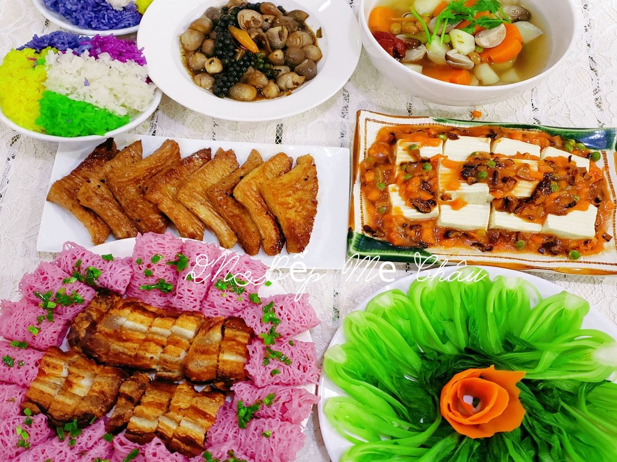 Mâm cơm chay cúng rằm tháng Giêng