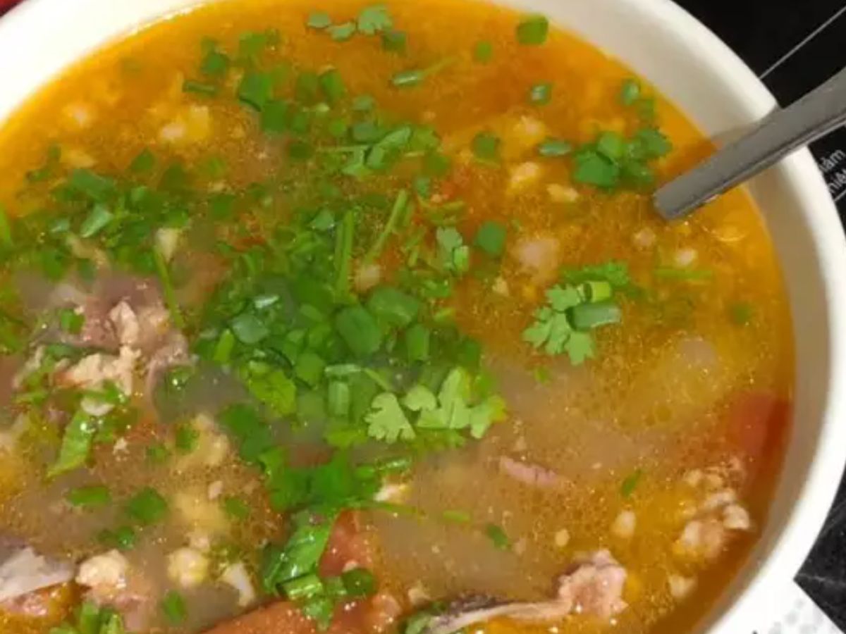 Canh chua thịt băm