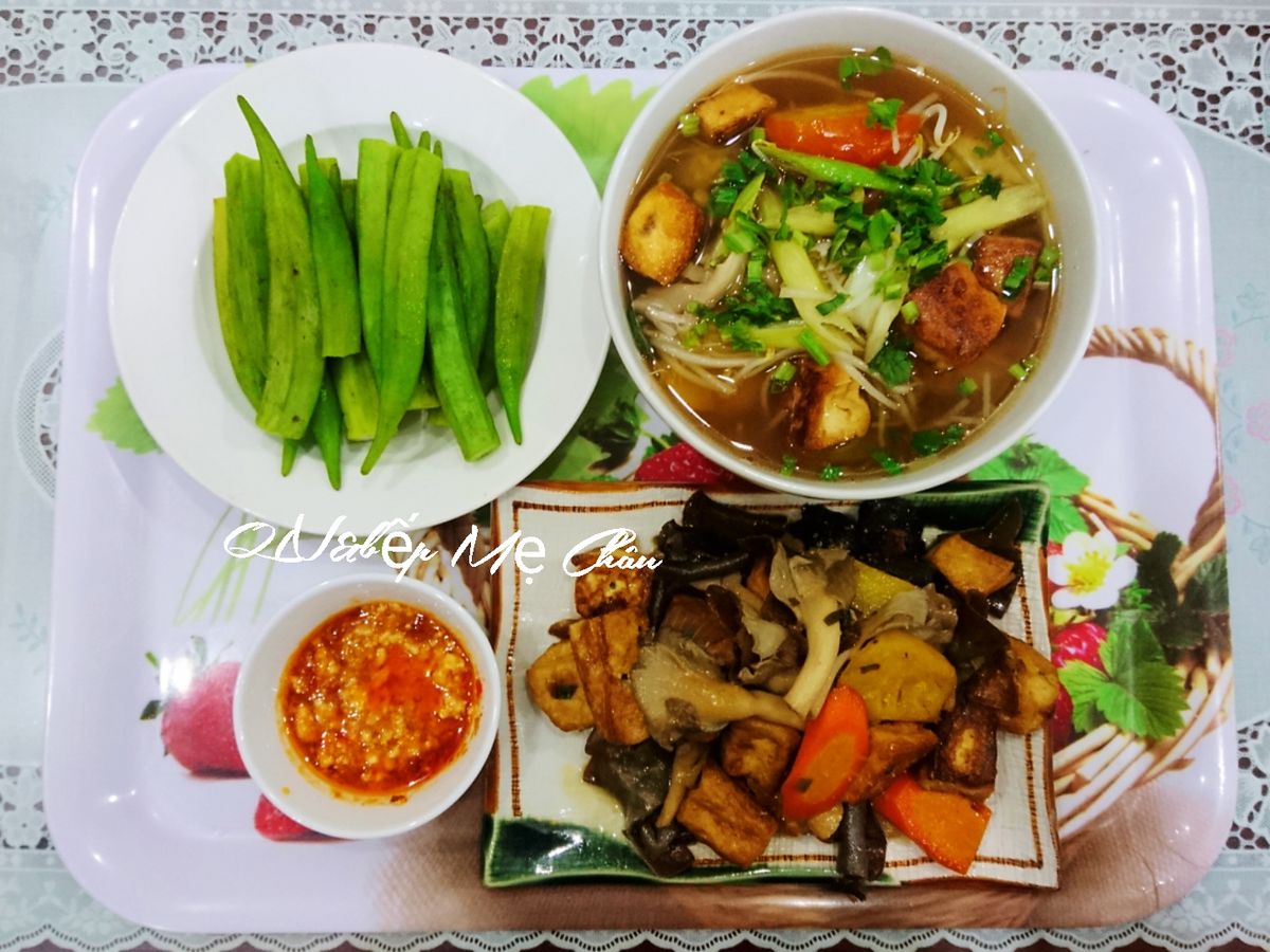 Cơm nhà đơn giản mà ngon 182(Mâm cơm chay)