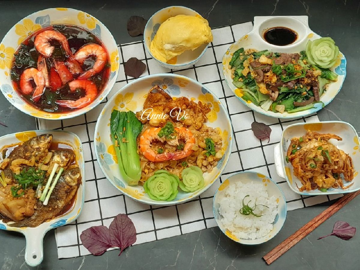 Bữa cơm đủ 5 nguyên liệu của tuần 10
