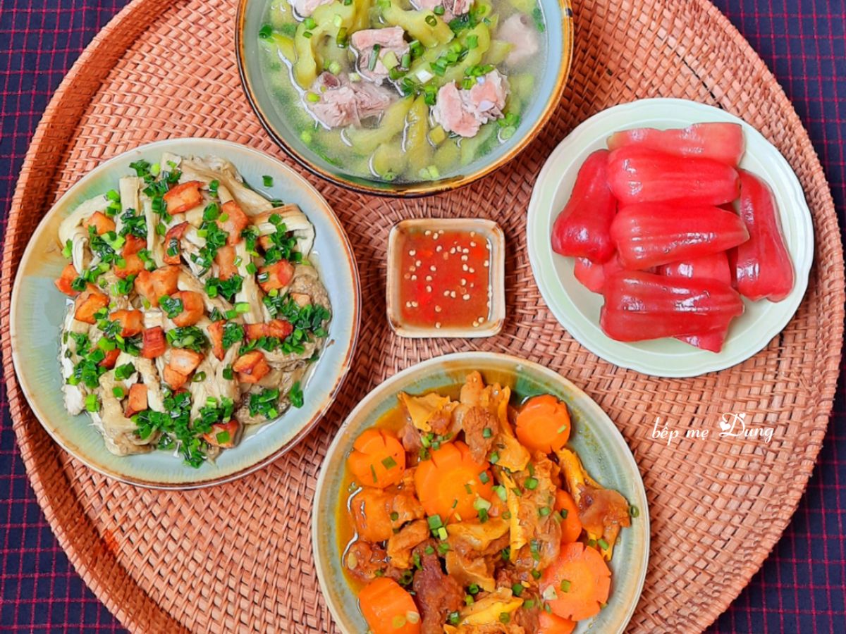 Cơm nhà 10
