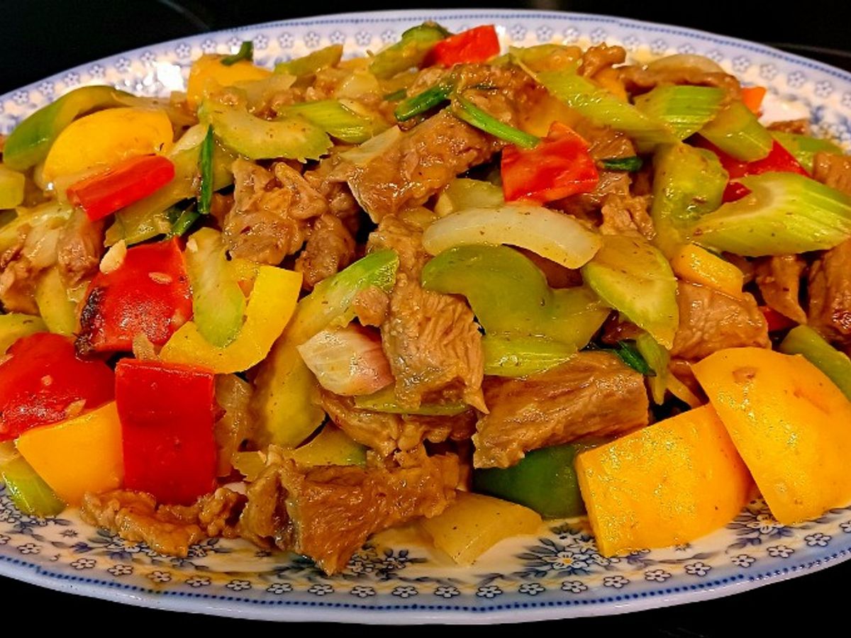 Thịt bò lúc lắc
