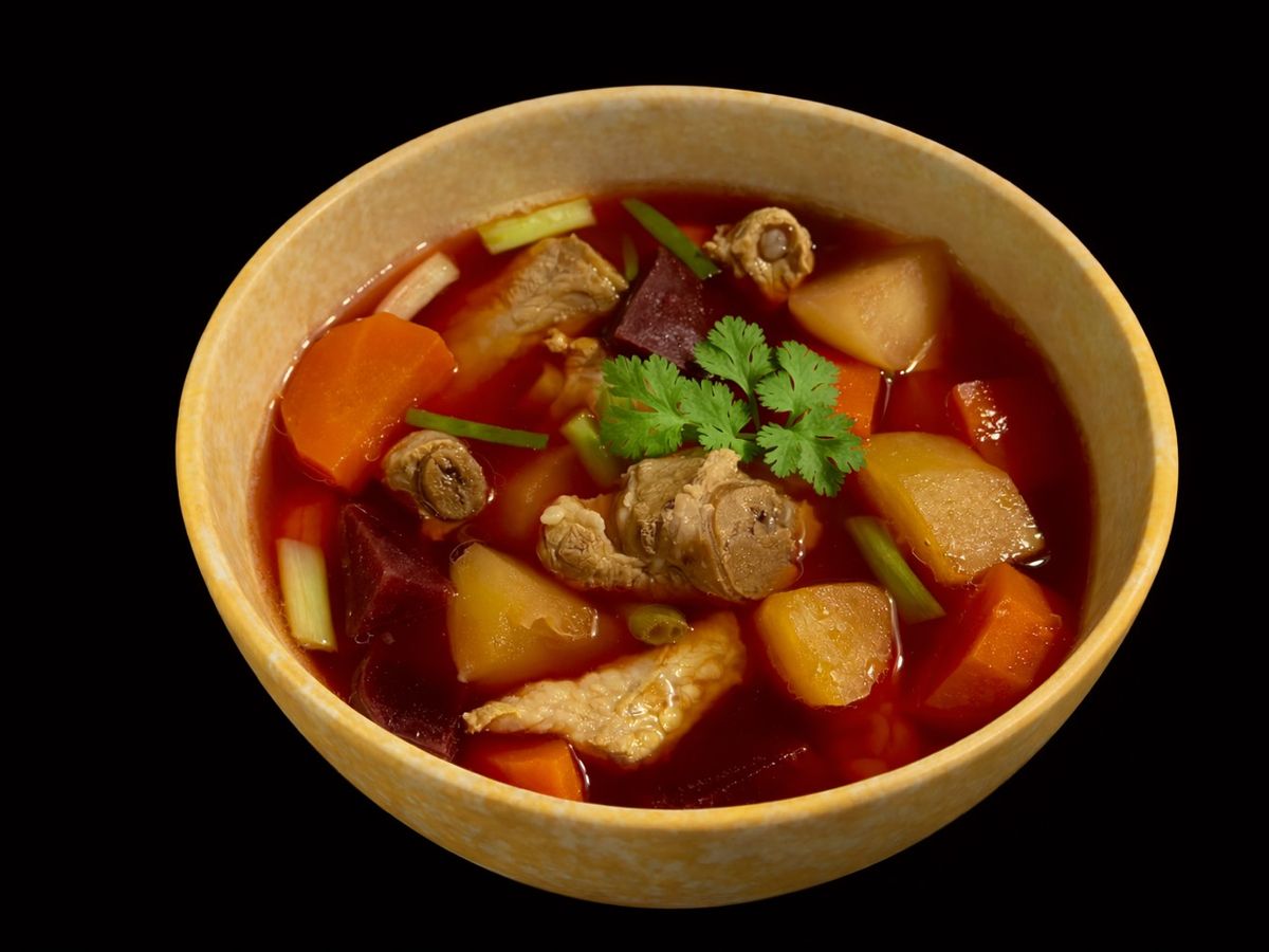SP.1022 - Canh Xương Heo Hầm Rau Củ