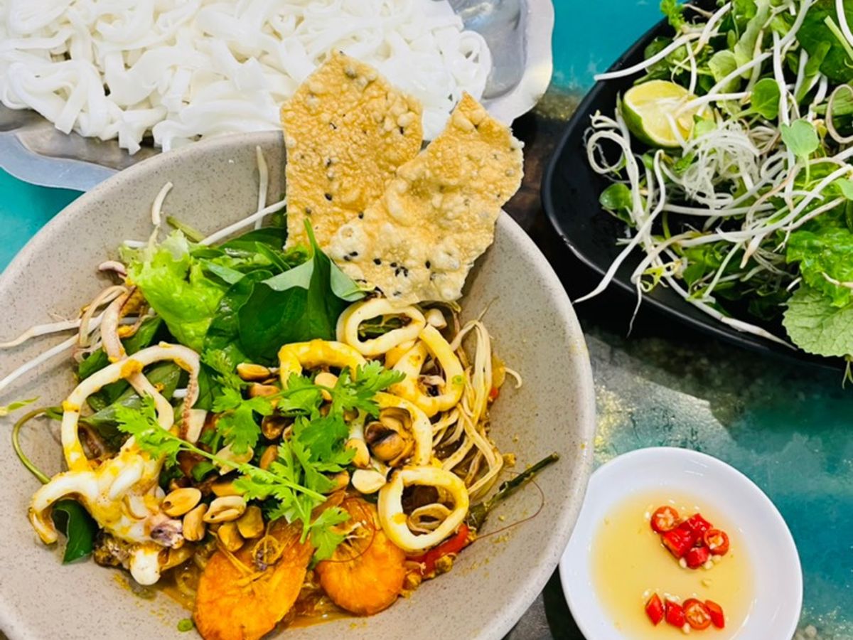Mì Quảng Tôm -Mực
