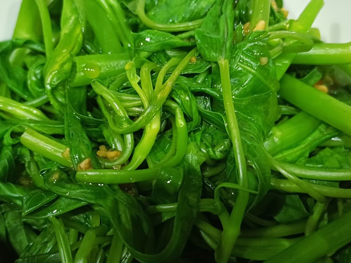 Rau muống trộn