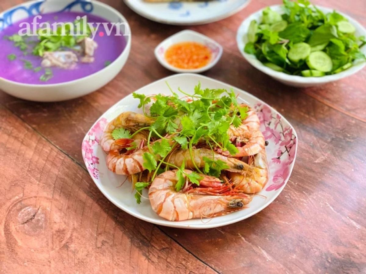 Tôm Hấp Nước Dừa