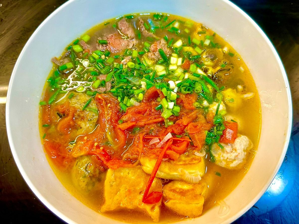 Bún ốc bò