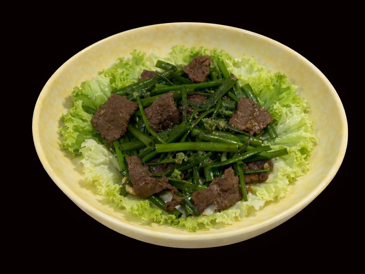 SP.0943 - Bò Xào Hoa Hành