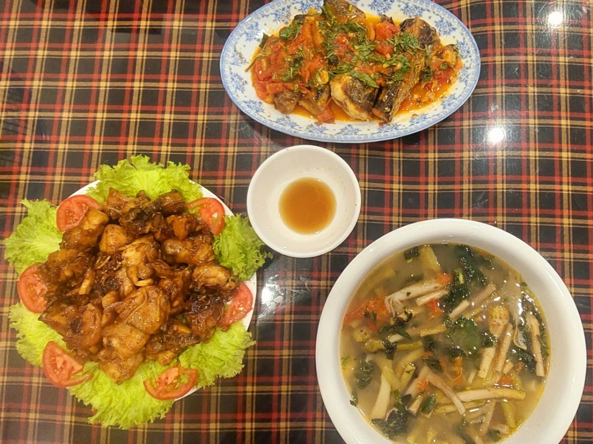 Mâm cơm gia đình #41