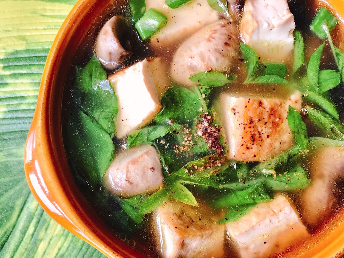 🌱 Canh Nấm Mỡ Đậu Hủ Lá É (Vegan)