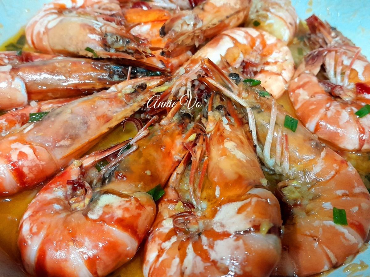 Tôm sú sốt bơ tỏi