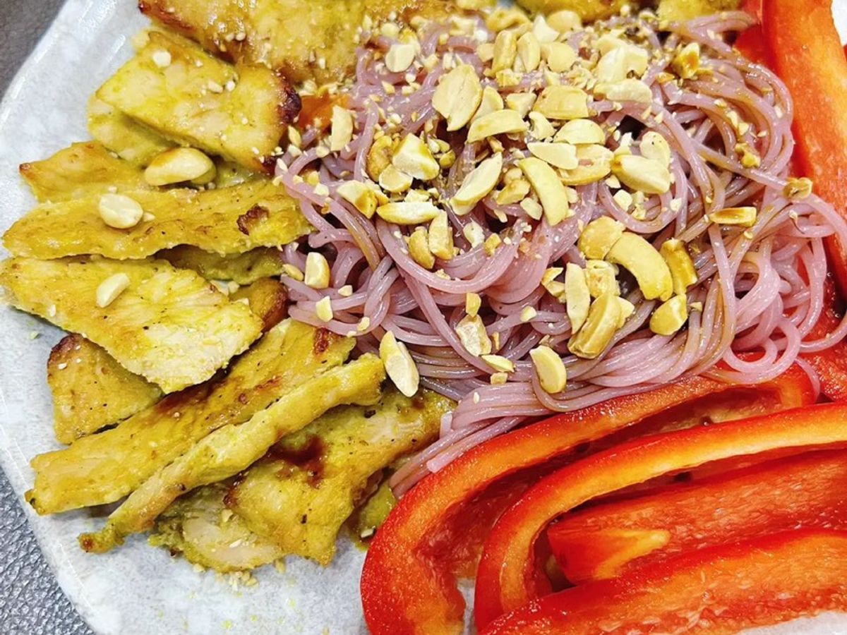 Bún lứt thịt nướng eatclean