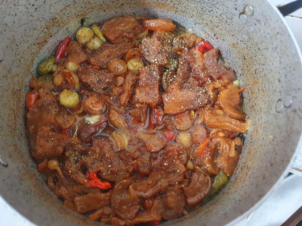 Cá nục kho cà