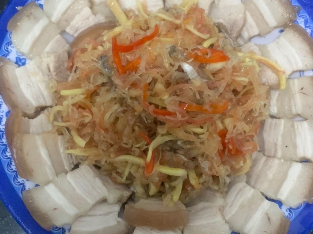 Thịt heo luộc- mắm đu đủ
