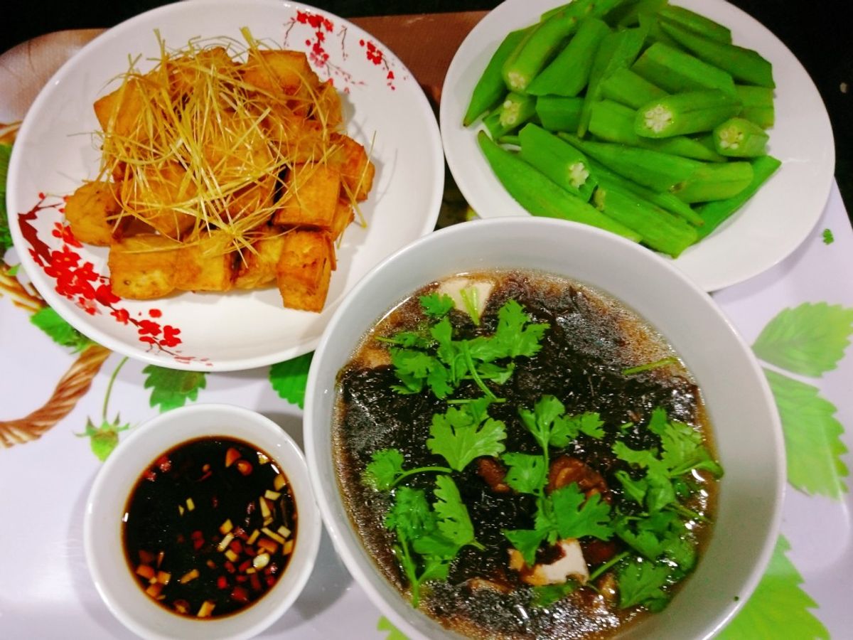 Cơm nhà đơn giản mà ngon 181(Mâm cơm chay)