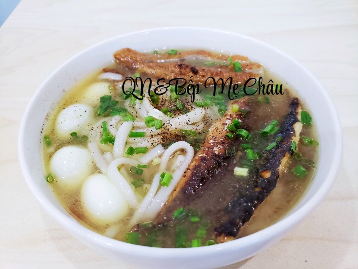 Bánh canh cá nục chiên