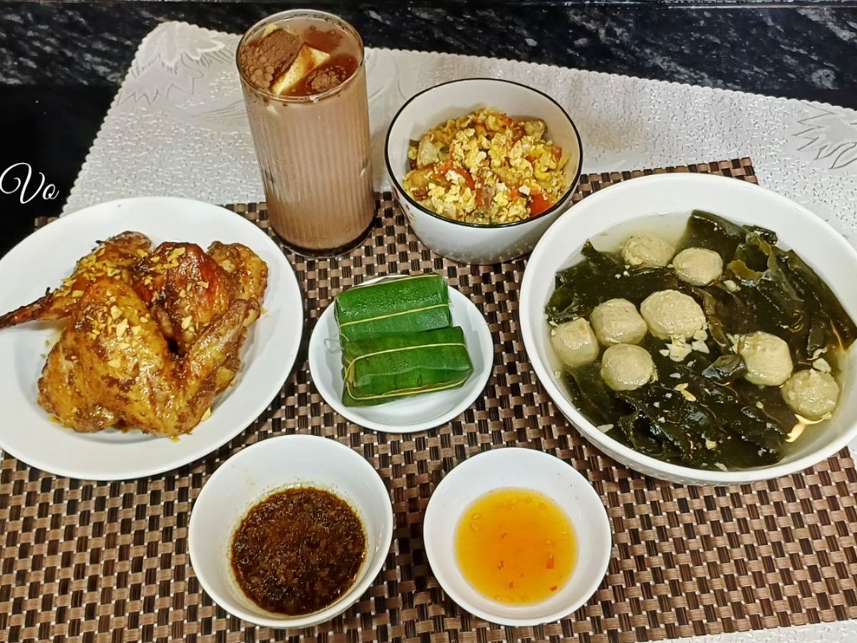 Cơm nhà ấm áp