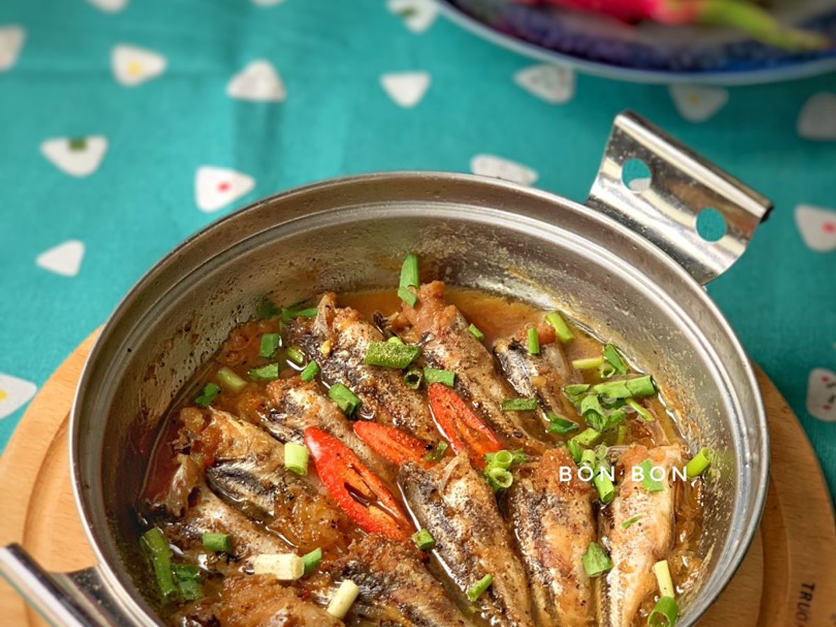 Cá Chốt Kho Hành Ớt