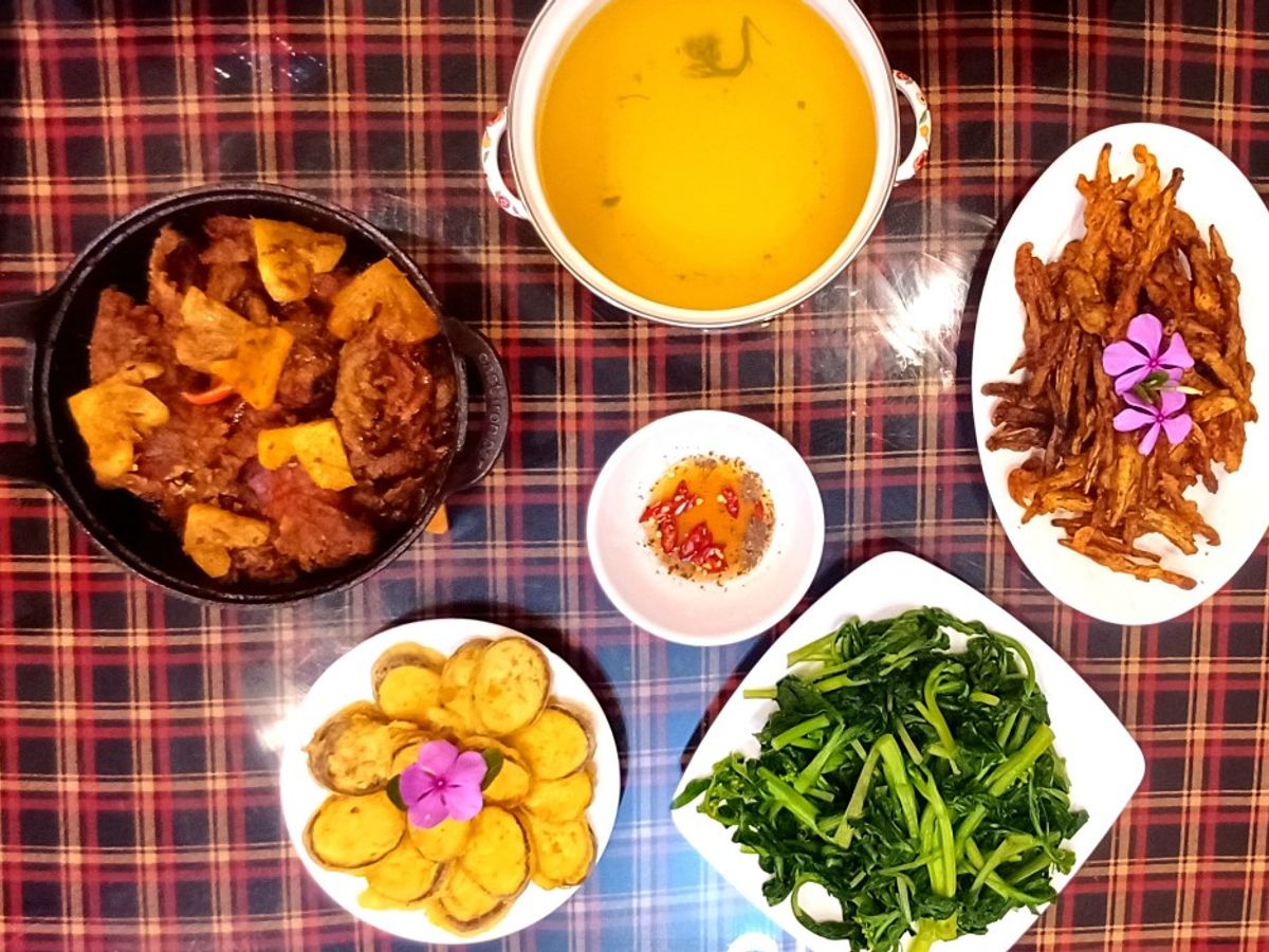 Mâm cơm gia đình #36