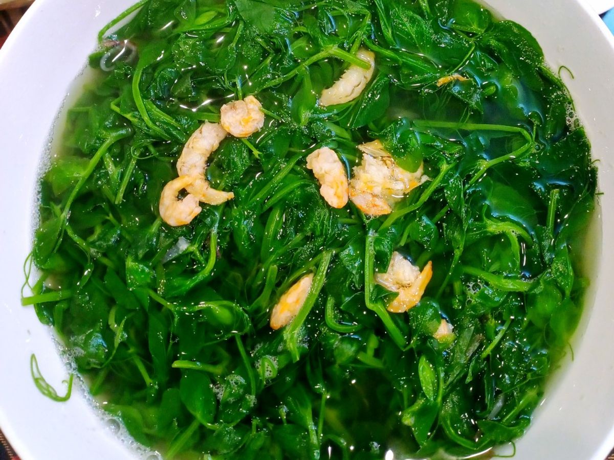 Đọt đậu Hà Lan nấu tôm khô