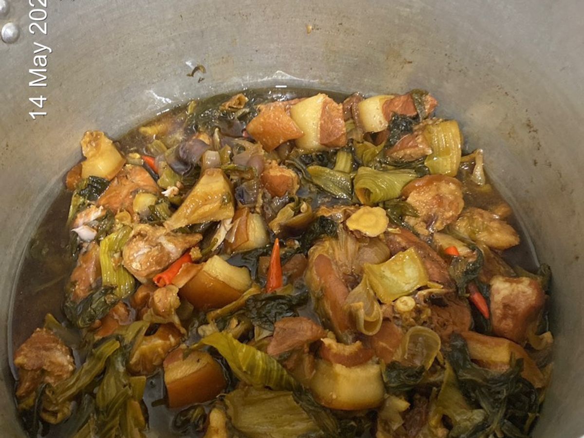 Cá kho dưa