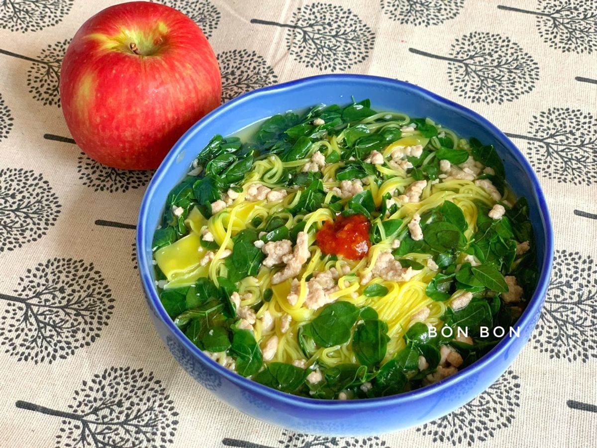 Mì Chũ Nấu Rau Chùm Ngây