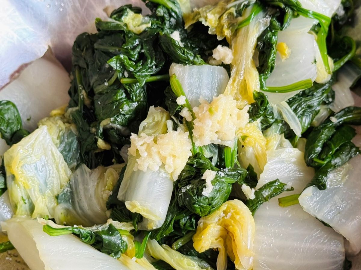 🌱 Cải Thảo & Rau Chân Vịt Trộn Dầu Mè